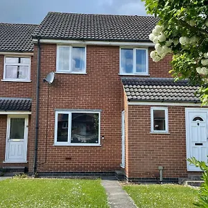 Arista House Entire 3 Bedroom Self Catering Sleeps 5 People, Pet Friendly , Brough (East Riding of Yorkshire) United Kingdom