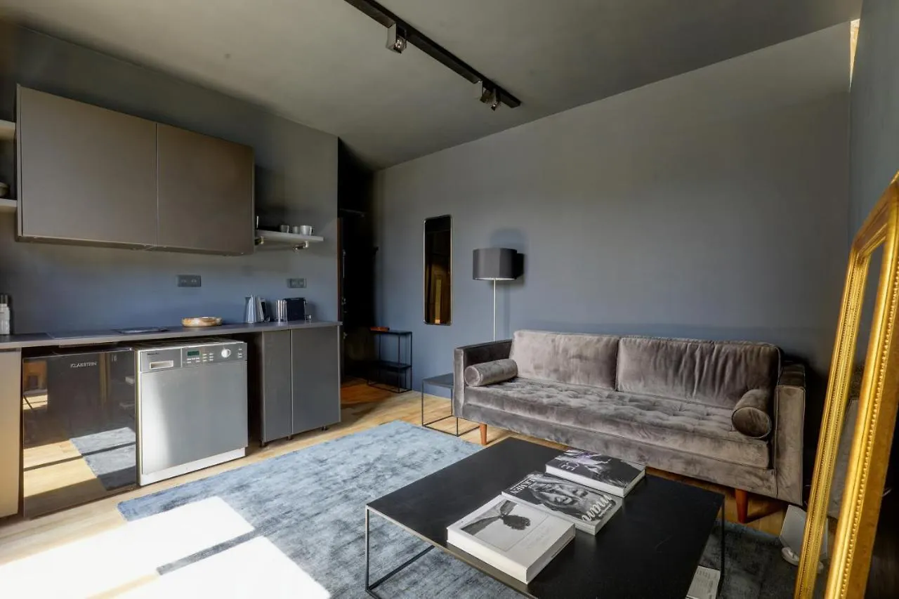 Apartament Artiste Atelier Bail Mobilite Palais Royal Paryż Francja